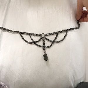 Crystal choker